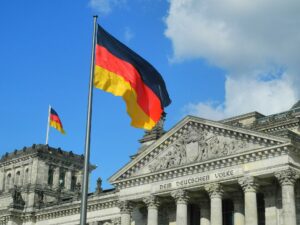 Schufa - Angst vor der Schufa berechtigt? Auskunftei möchte transparenter werden