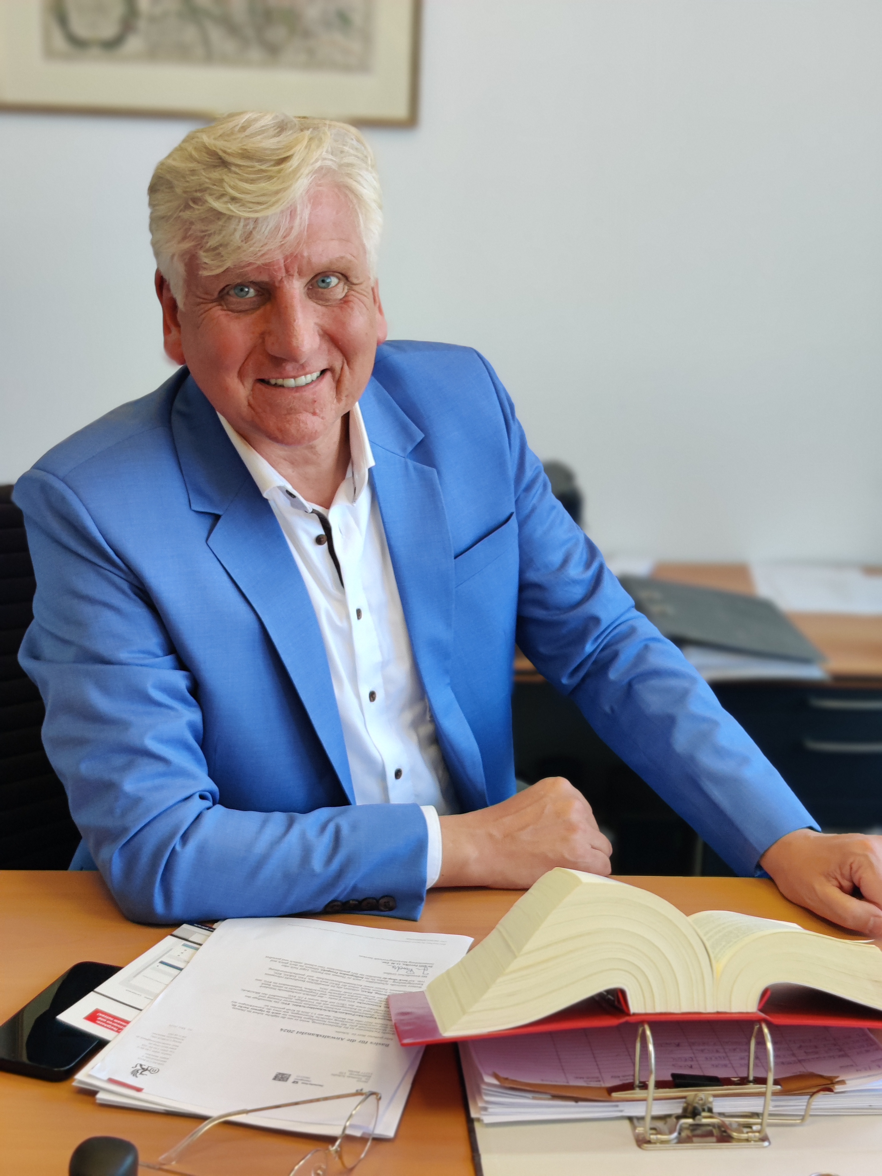 CS Consulting GmbH BaFin warnt - App-Tester-Jobs 1 Dr. Thomas Schulte, Rechtsanwalt